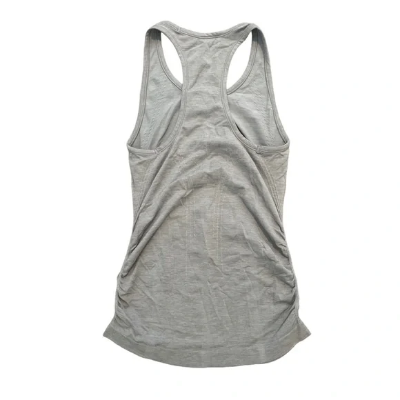 Athleta • Light Blue Gray Momentum Seamless Tank • Size XS - Picture 2 of 8